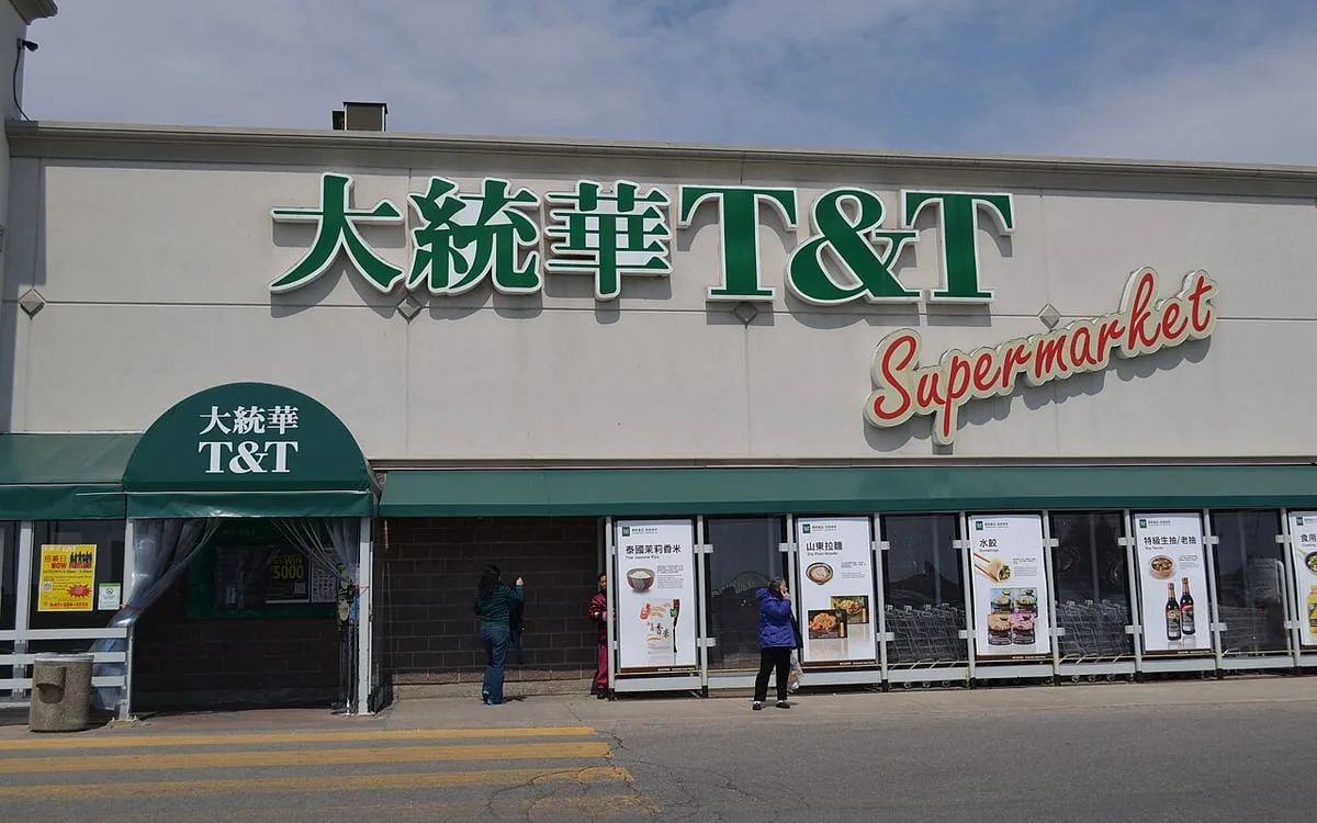 Kanata T&T Night Market in Ottawa