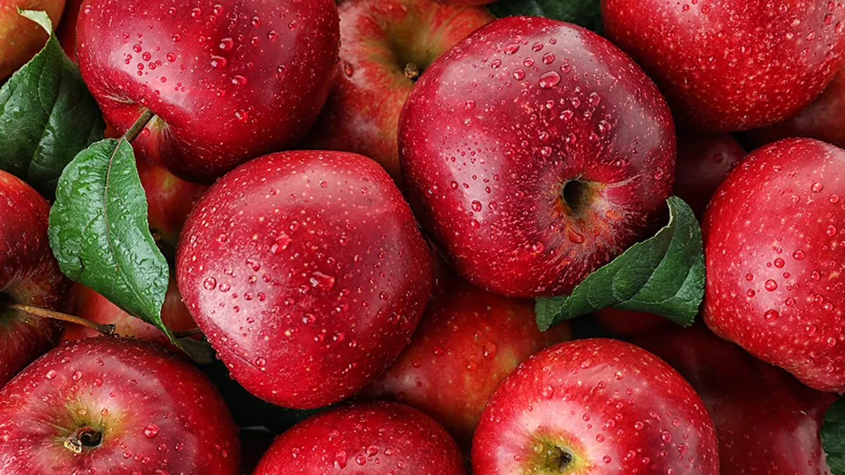 Fresh red apples